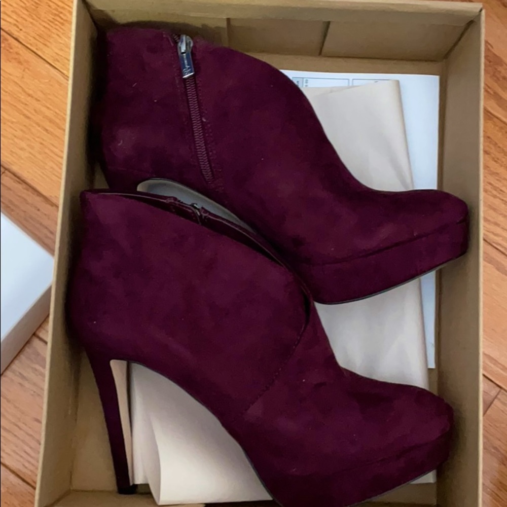 Jessica Simpson Plum Velvet Heels